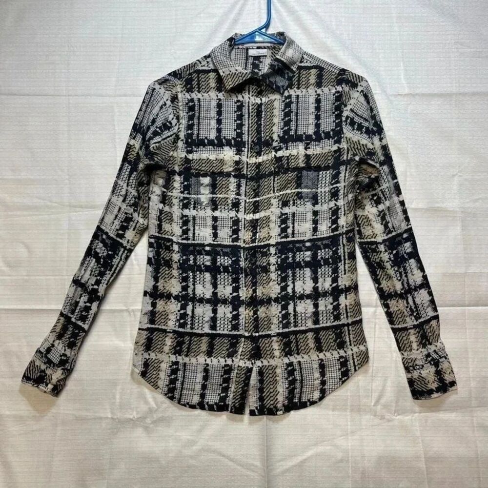 Van Heusen Womens Button Front Blouse Black Beige Print Long Sleeve Size XXS - Picture 1 of 7